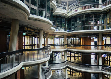 SUSTAINABLE BUILDING DESIGN